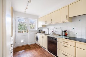 Kitchen- click for photo gallery